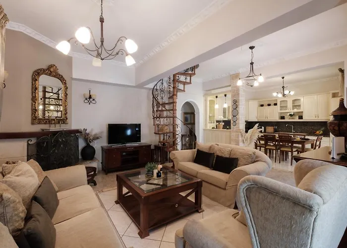 Aelia Villa Magouládes